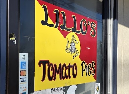 Lillos Tomato Pies